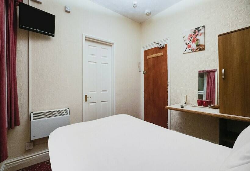 Chesterton Hotel, Blackpool South Shore