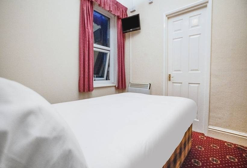 Chesterton Hotel, Blackpool South Shore