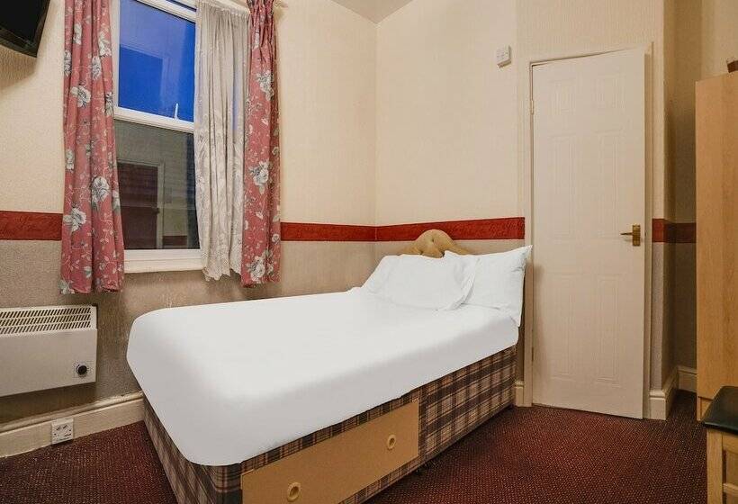 Chesterton Hotel, Blackpool South Shore