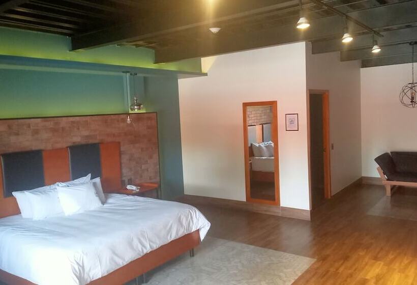 Отель Plaza Xihuingo