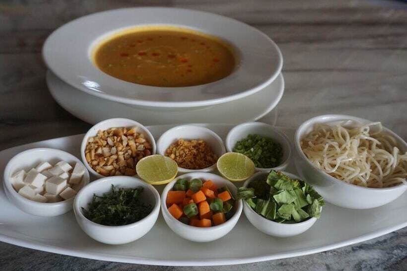 ホテル Ramada Encore By Wyndham Siliguri Sevoke Road