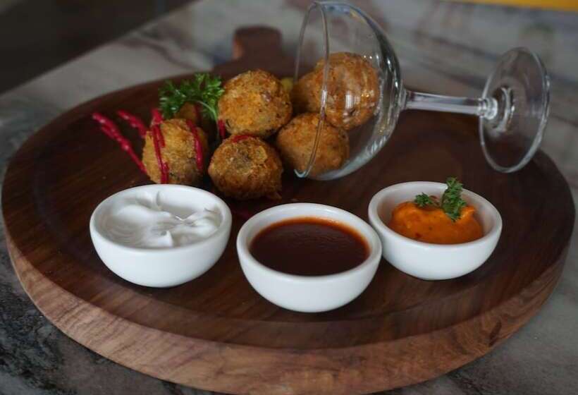 ホテル Ramada Encore By Wyndham Siliguri Sevoke Road