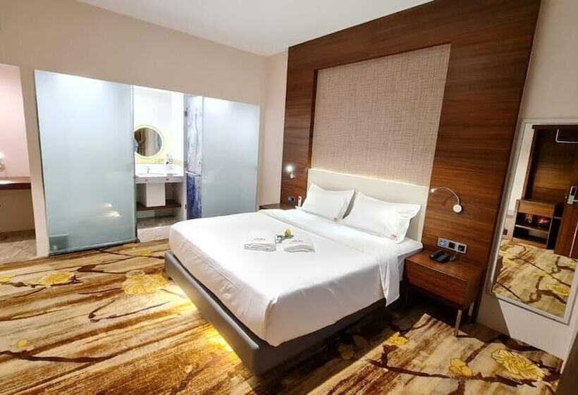 Selecta Hotel Medan