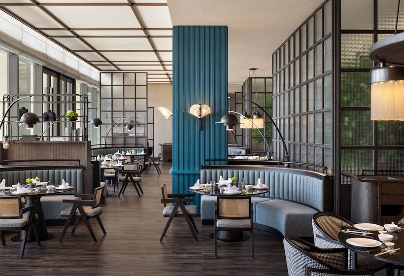 Отель Sheraton Ningbo Xiangshan Resort