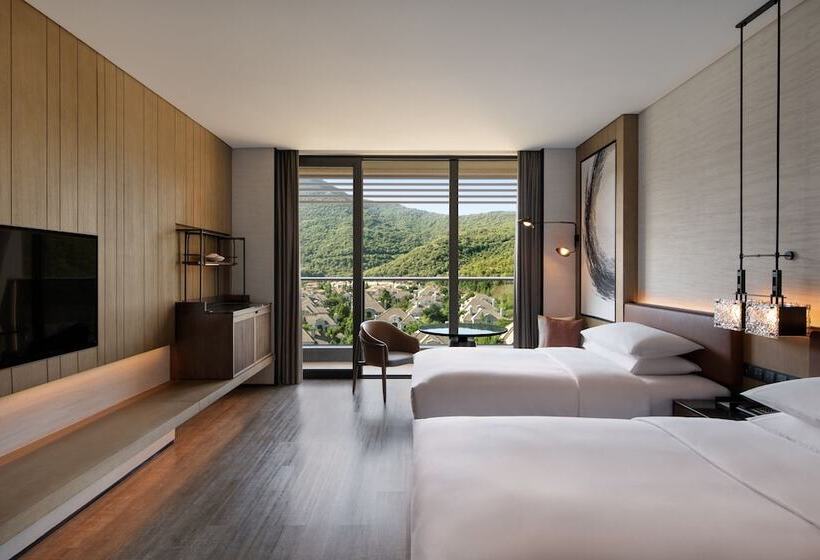 Отель Sheraton Ningbo Xiangshan Resort