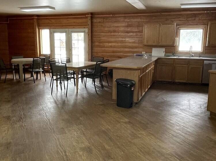 בית מלון כפרי Soldotna Lodge