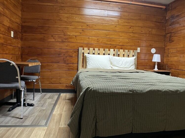 בית מלון כפרי Soldotna Lodge