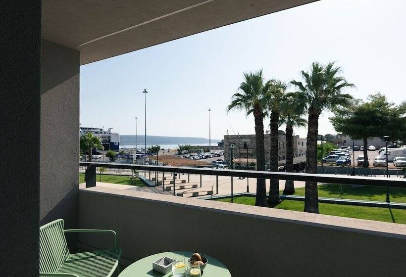 호텔 Souda Plaza Collection