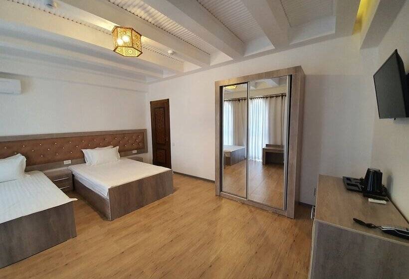 בית מלון כפרי Suzangaron Boutique