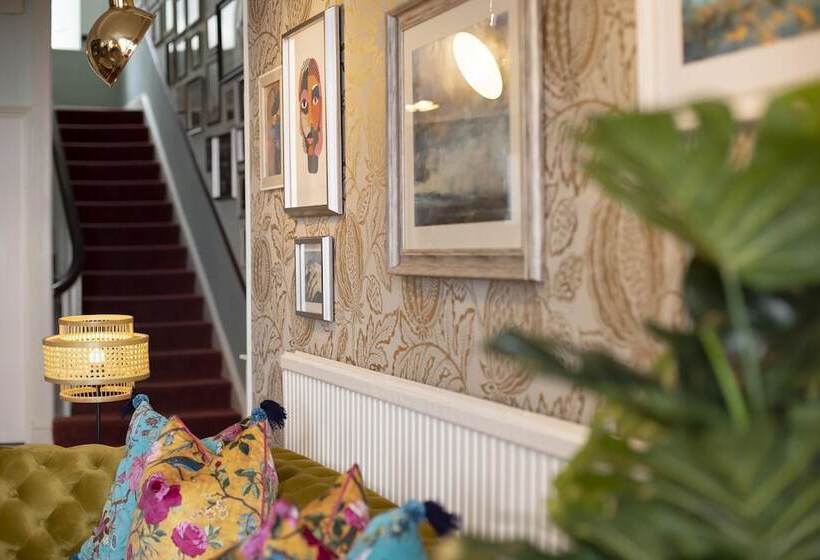 호텔 The Beach Club