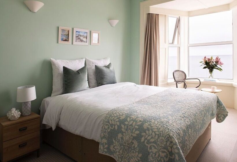 호텔 The Beach Club