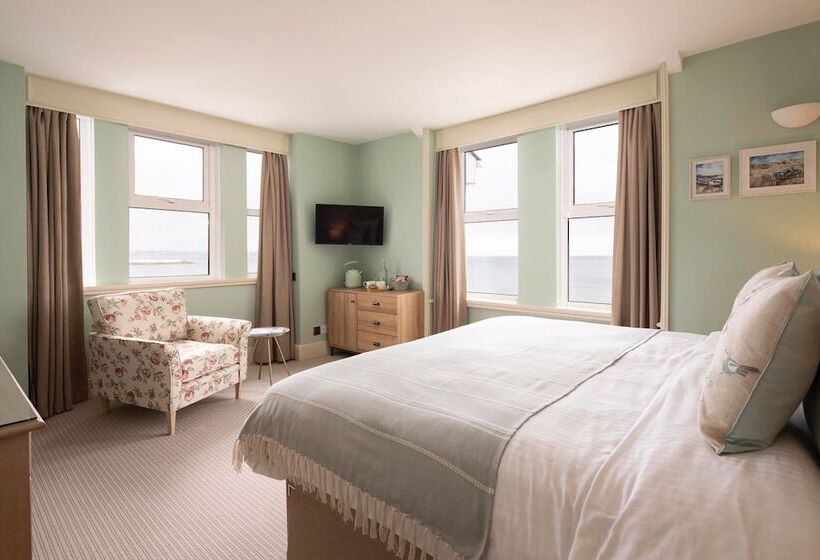 호텔 The Beach Club