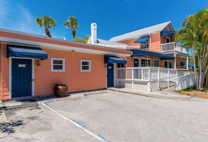 فندق The Breezy Inn