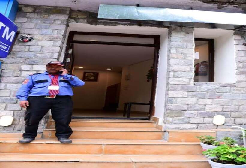 ホテル The Himalayan Vista