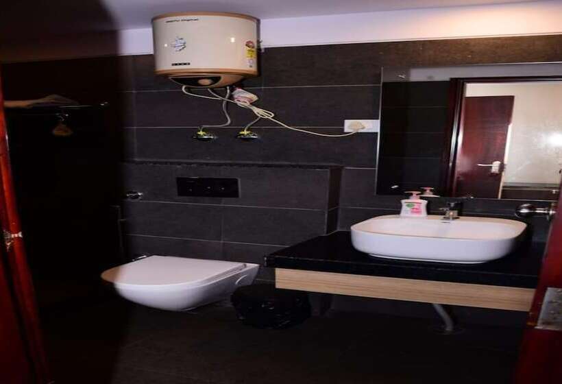 ホテル The Himalayan Vista