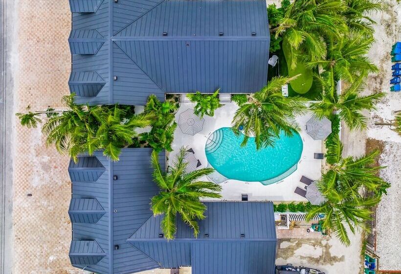 فندق The Retreat At Anna Maria Island Inn