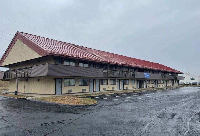 ホテル Travelodge By Wyndham Holland/toledo