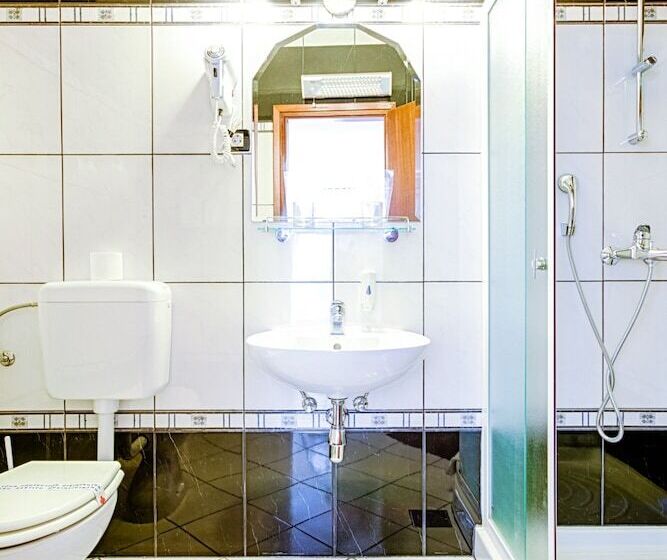 בית מלון כפרי Villa Slika