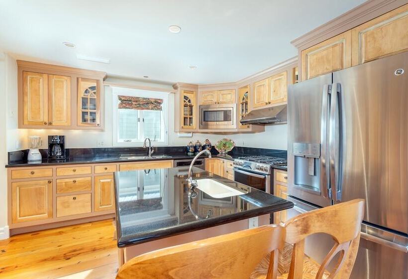 Hruza Hideout By Avantstay Walkable Location + Free Ski Shuttle, Mountain View