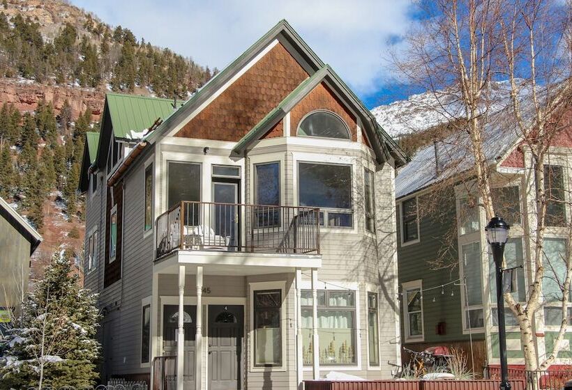 Hruza Hideout By Avantstay Walkable Location + Free Ski Shuttle, Mountain View