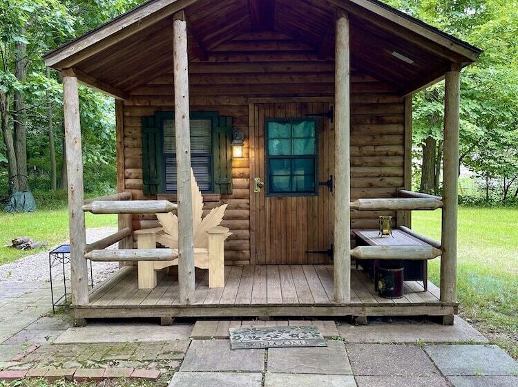 Kamp 42 Degrees Campground