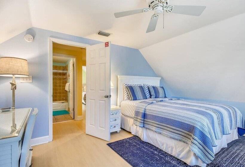 Key West Casa By Avantstay Communal Pool Bbq & Patio Near Duval Street Week Long Stays Only