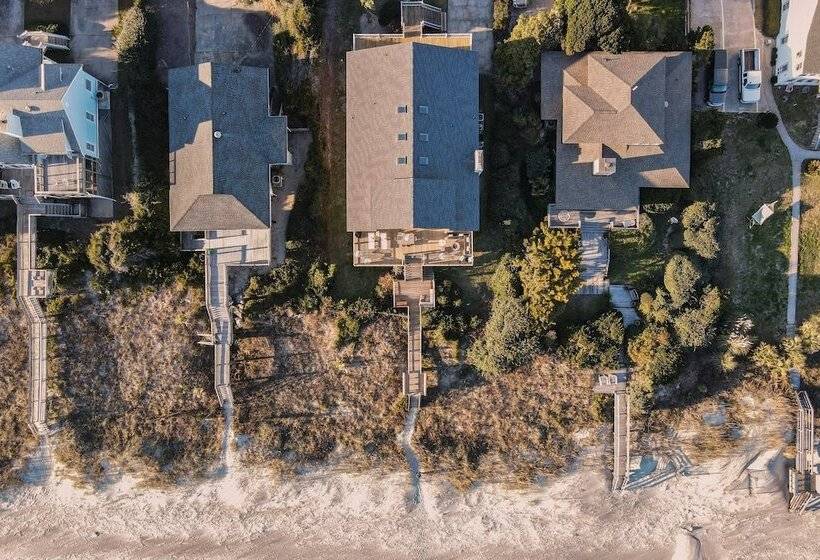 Lighthouse By Avantstay Beachfront View Home W/ Pool Table & Ping Pong