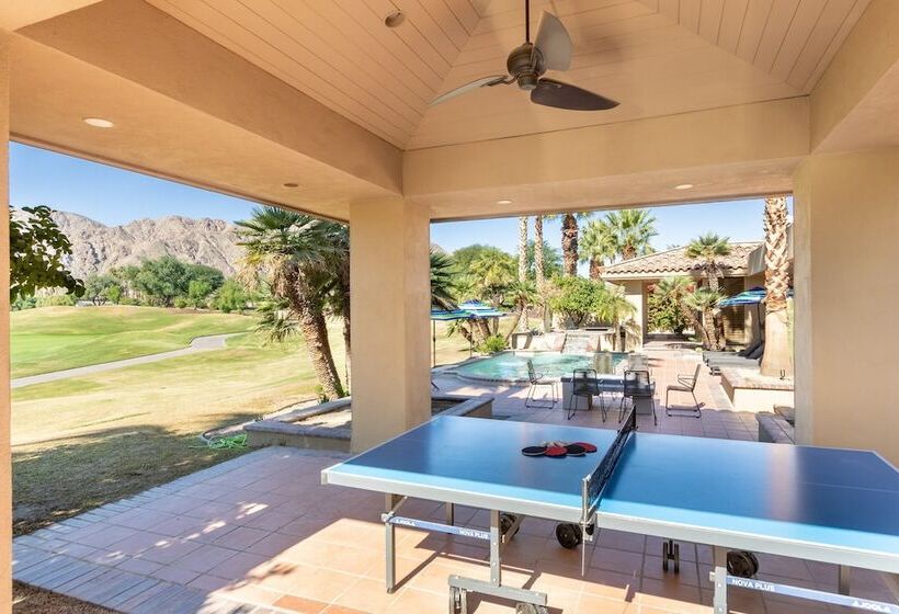 Moonshine By Avantstay Modern & Stylish Estate W/ Bar, Fire Pit & Hot Tub 5 Bd