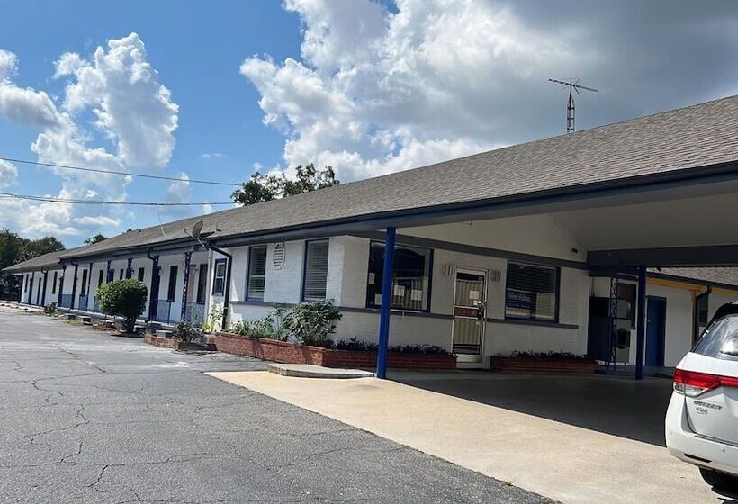 فندق على الطريق Imperial Inn