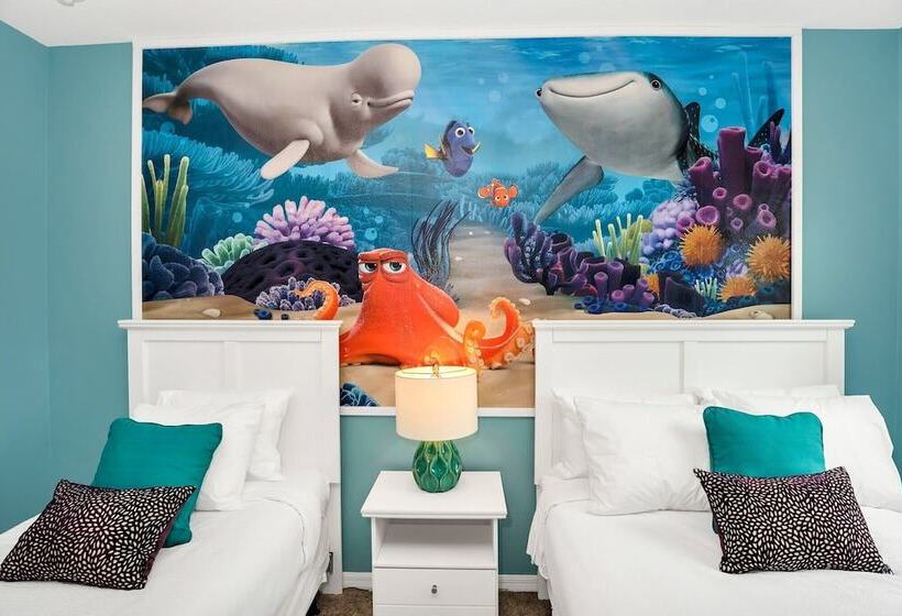 New Decor With Mickey, Nemo, Tinkerbell & Star Wars Rooms! Private Pool And Game Room