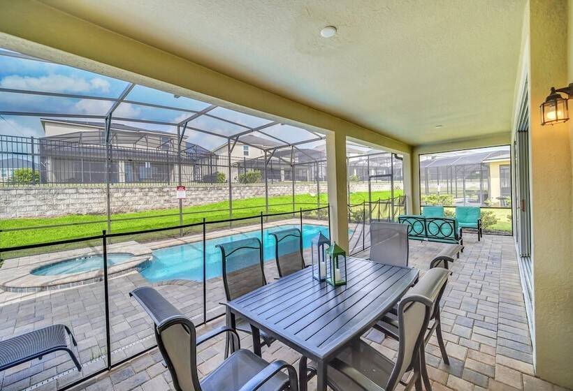 New Decor With Mickey, Nemo, Tinkerbell & Star Wars Rooms! Private Pool And Game Room