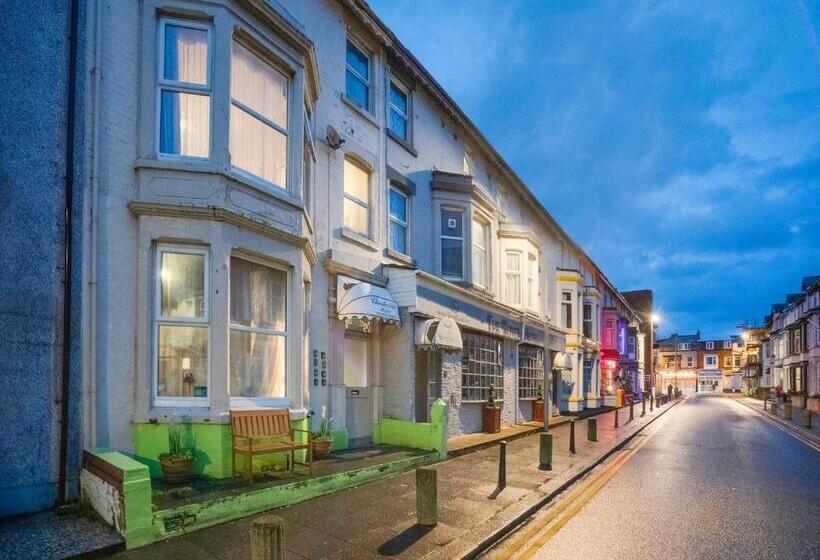 Chesterton Hotel, Blackpool South Shore