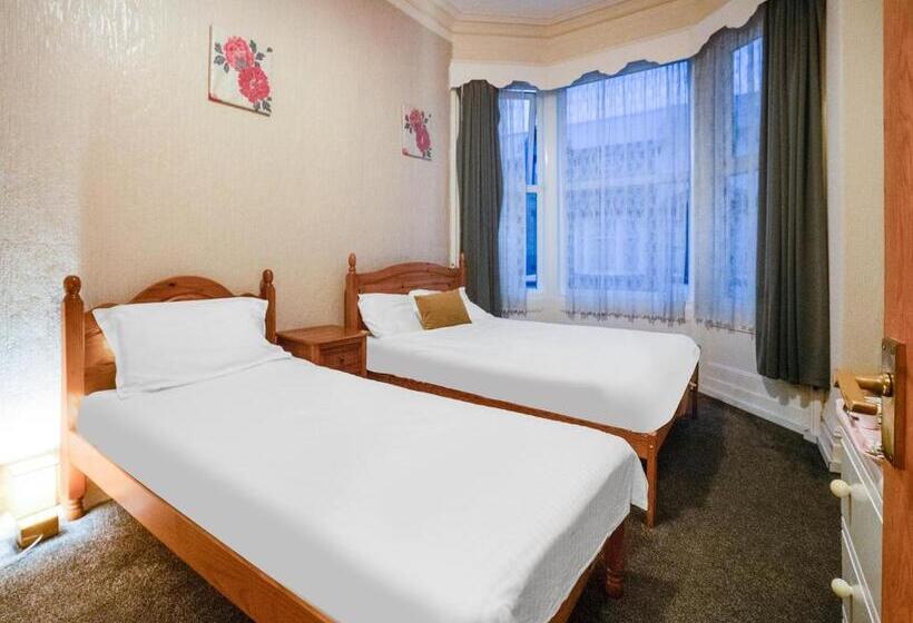 Chesterton Hotel, Blackpool South Shore