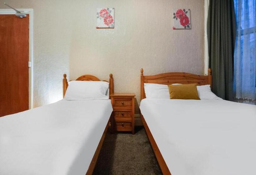 Chesterton Hotel, Blackpool South Shore