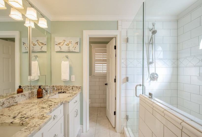 Palmetto By Avantstay Gorgeous Character Home W/ Pool, Sun Room & Pool Table!