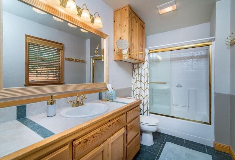 Golden Summit By Avantstay Stunning Secluded Cabin W/ Access To Tahoe Donner