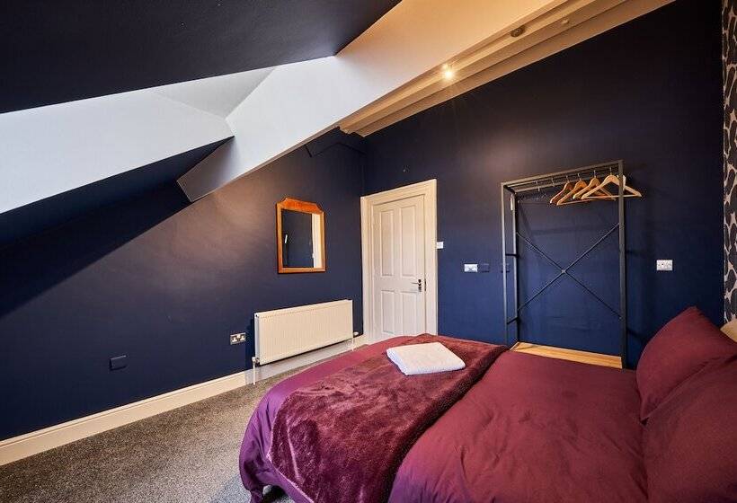 ペンション 22 The Square