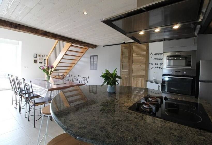 Пансион Au Tour Des Sens