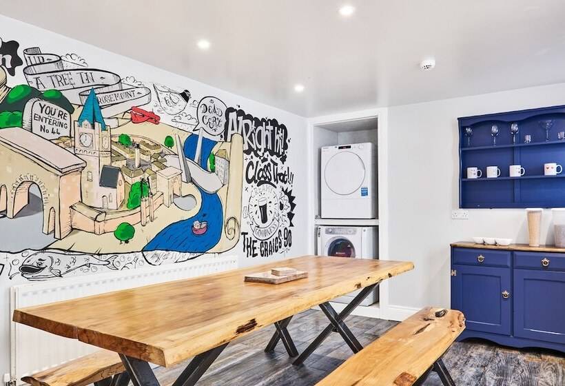 פנסיון Forty Four North