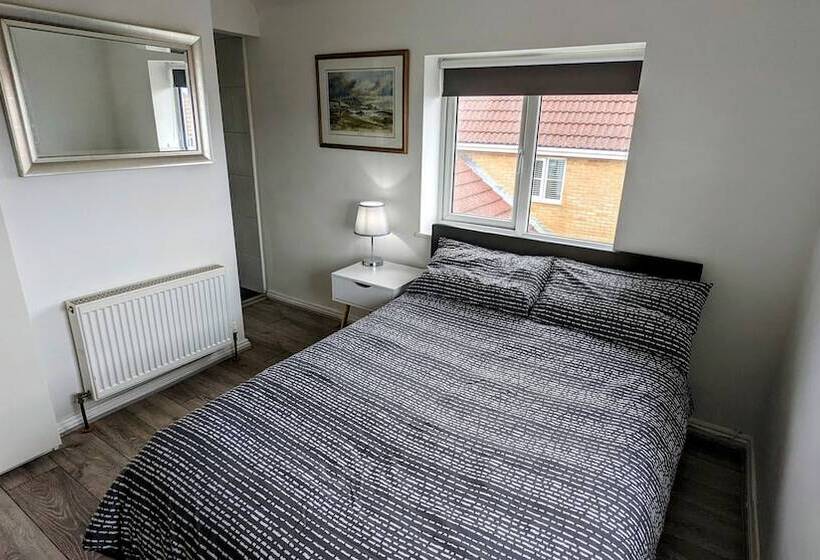 بنسيون Friendly House Newhaven