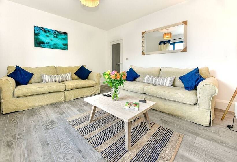 펜션 Just Stay Wales   Heatherslade House