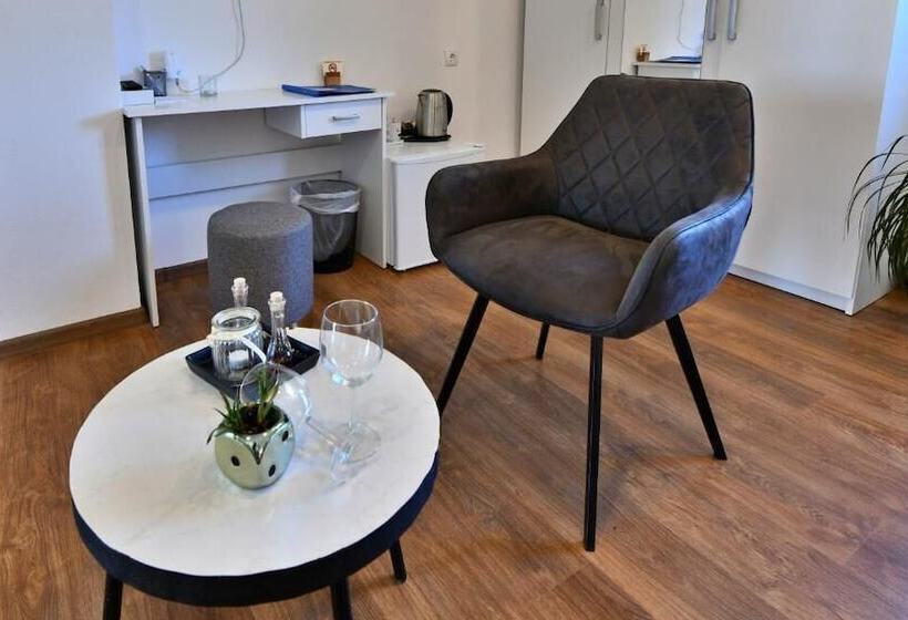 펜션 Rooms & Apartment Milan Saborsko