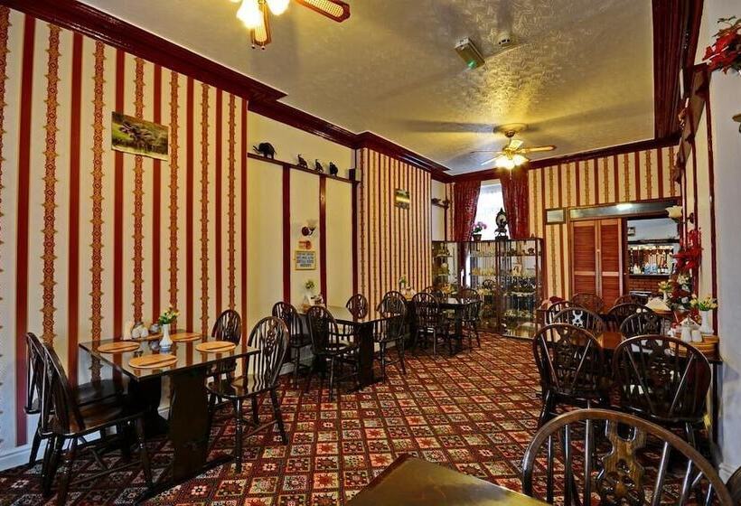 ペンション Shazron