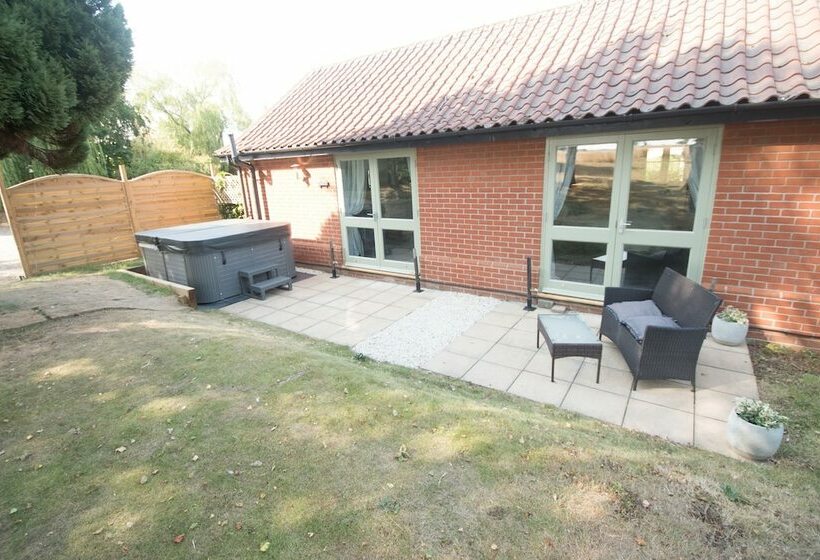 ペンション The Foxes Den