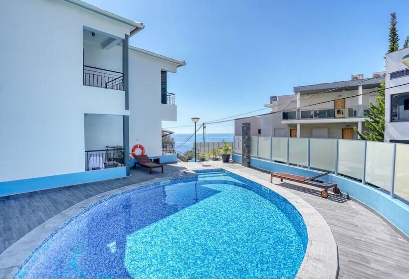 פנסיון Vila Camacho Guest House