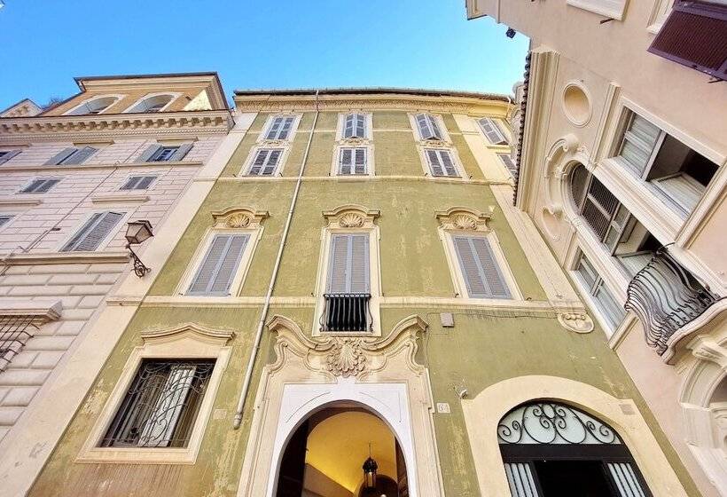 پانسیون Youroom Coppelle