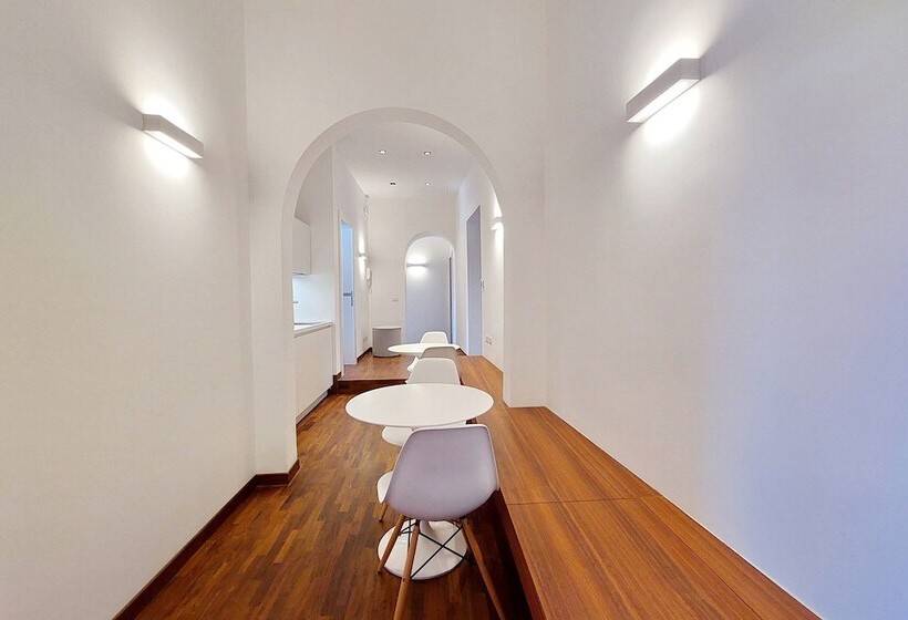 پانسیون Youroom Coppelle