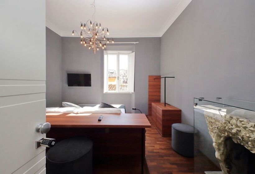 پانسیون Youroom Coppelle