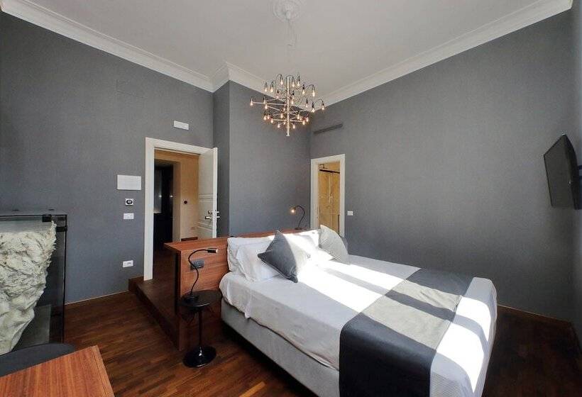 پانسیون Youroom Coppelle