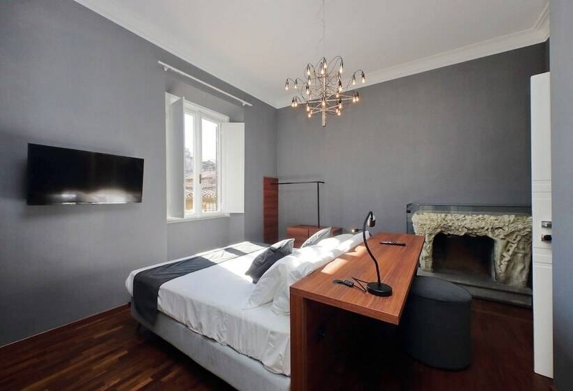 پانسیون Youroom Coppelle